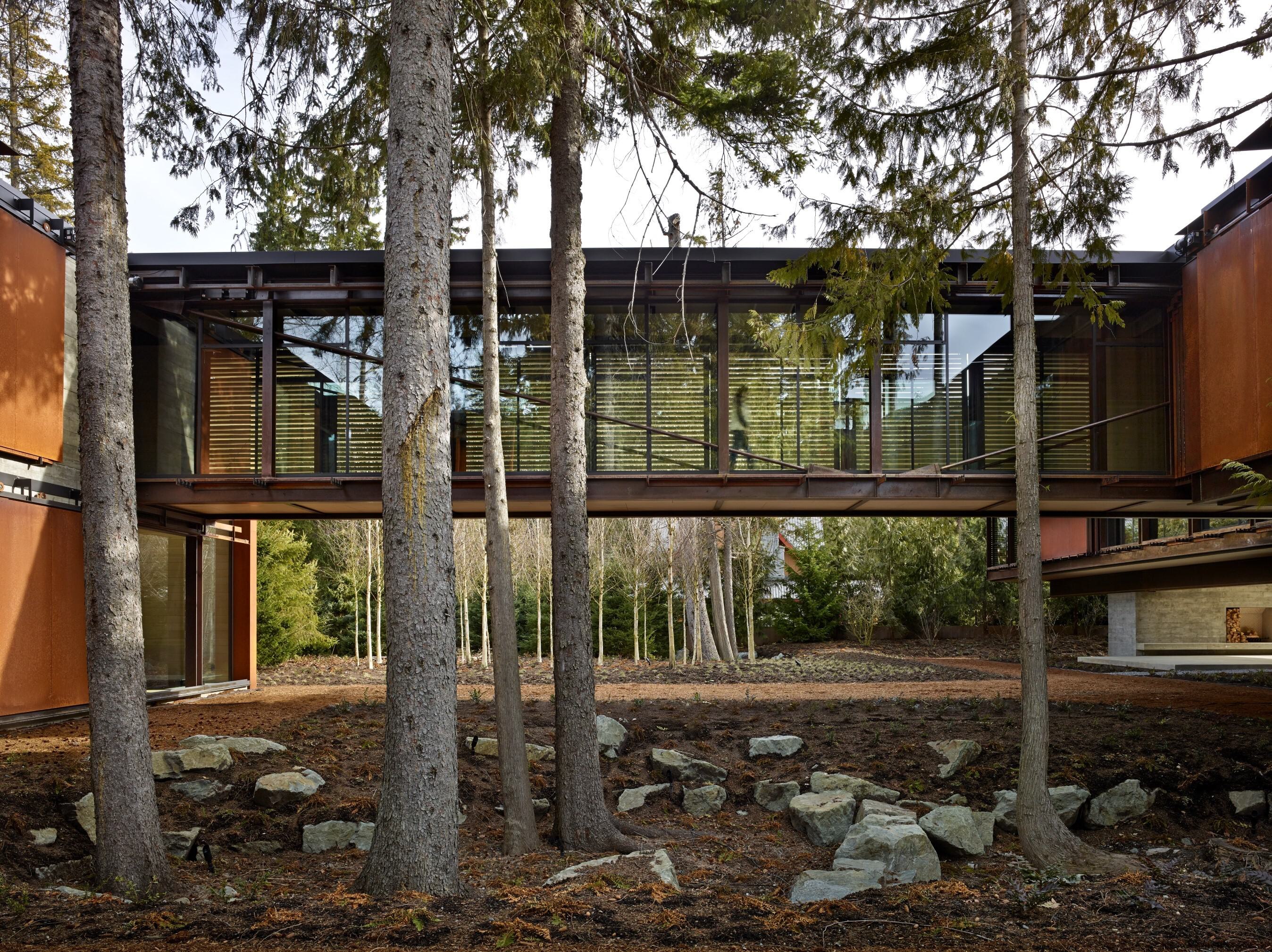 Whistler Ski House 1 2